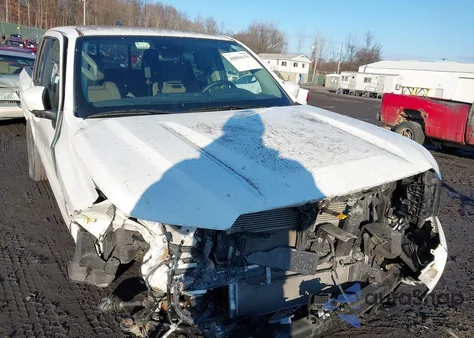 2022 Nissan Frontier Sv 4X4 из США, поврежденный, VIN 1N6ED1EK2NN619958